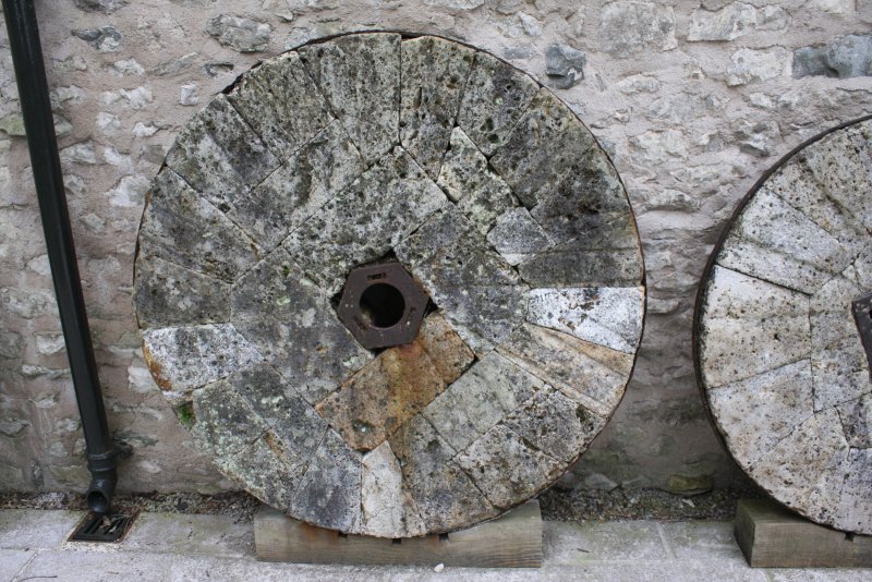 millstone bearing box003a.jpg