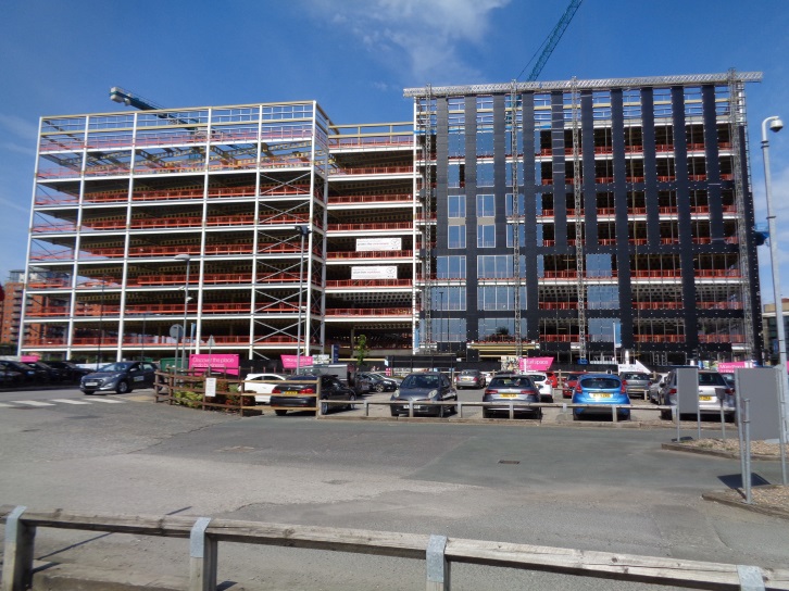 WorkOnWellingtonPlaceLeedsFromCarParkOffWhitehallRoadAug302018..jpg