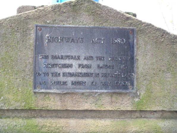 Plaque on Leeds Bridge near its Swinegate end (taken Dec 2 2015).