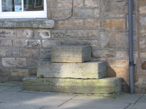 Horse Mounting Block.jpg